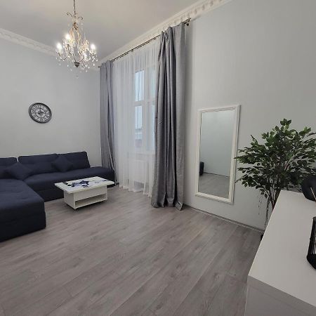 Warm & Cozy Apartment In The Heart Of Historical Lviv Dış mekan fotoğraf